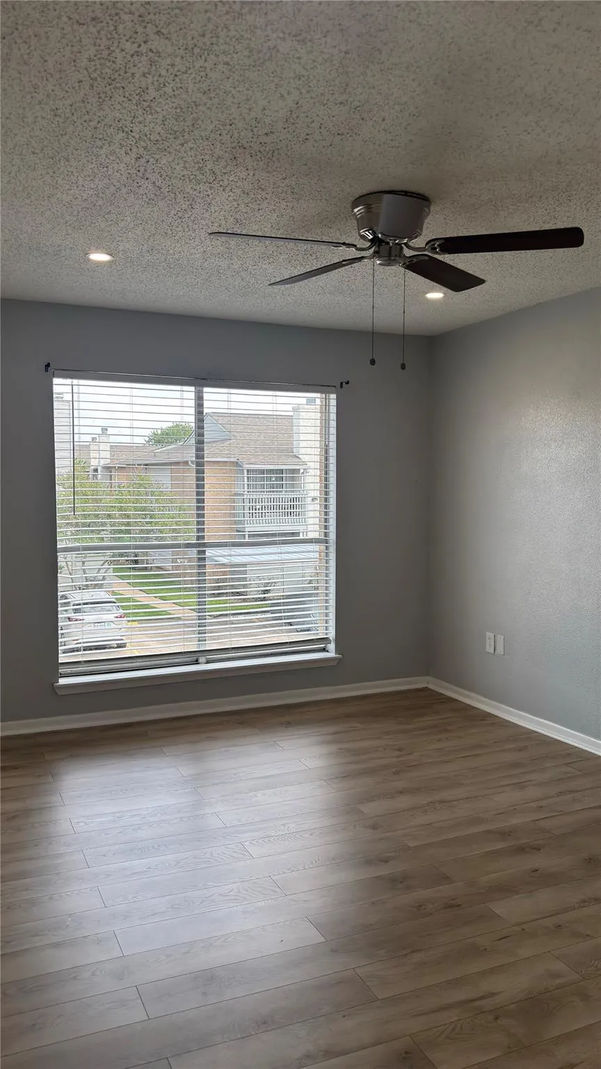 260 El Dorado Boulevard #3204 Houston, TX 77598