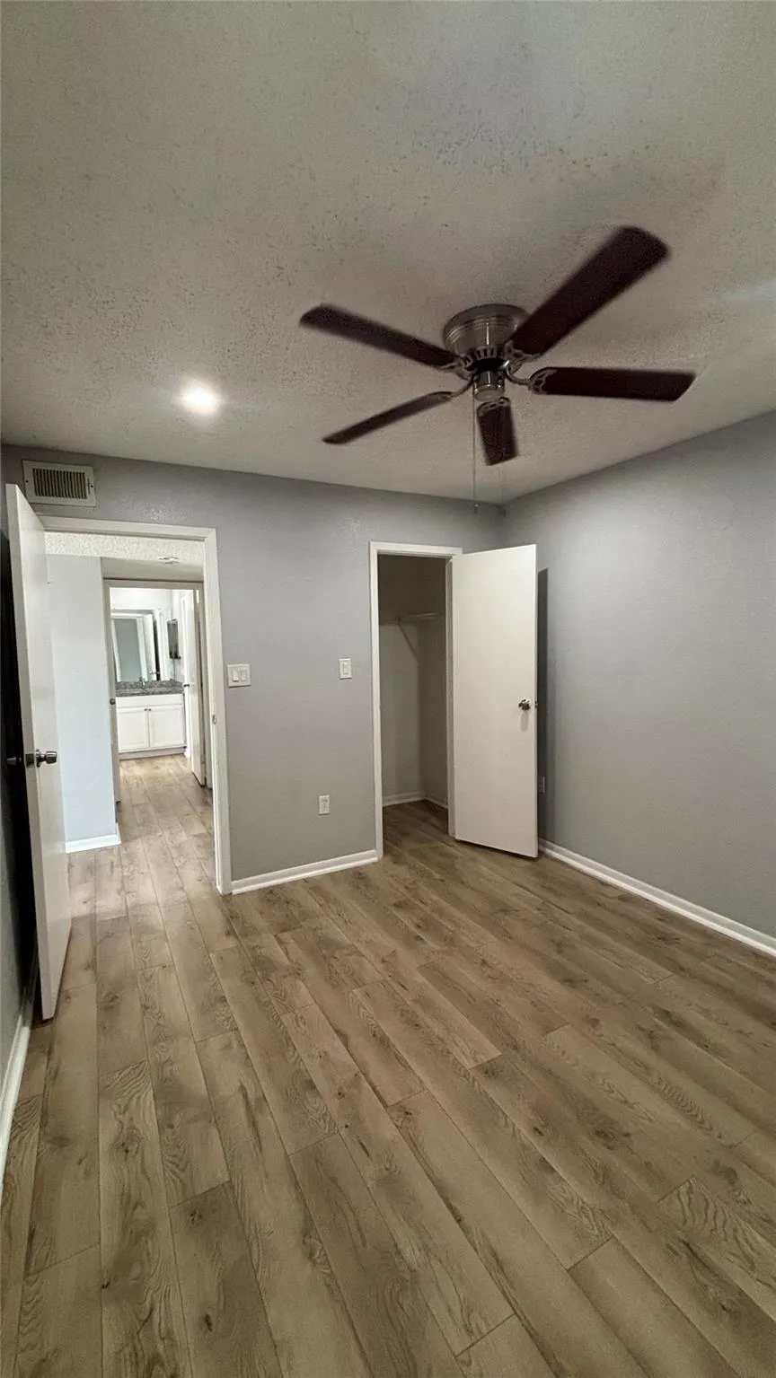 260 El Dorado Boulevard #3204 Houston, TX 77598