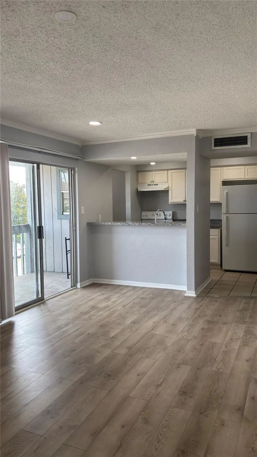 260 El Dorado Boulevard #3204 Houston, TX 77598