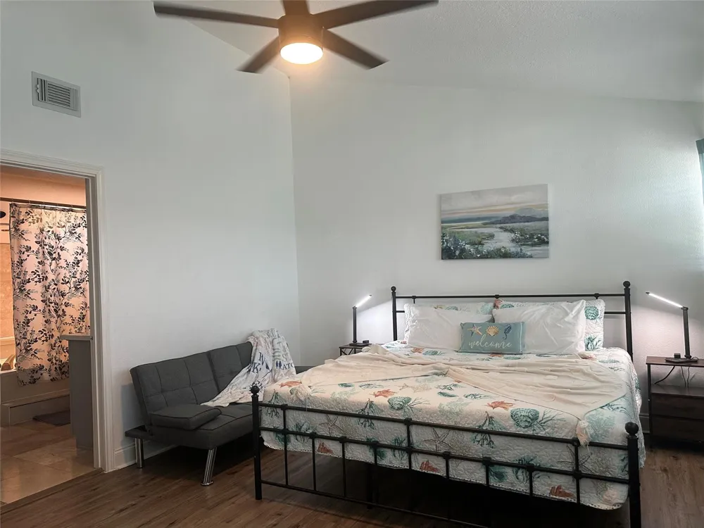 7041 Kingston Cove Ln #255 Willis, TX 77318
