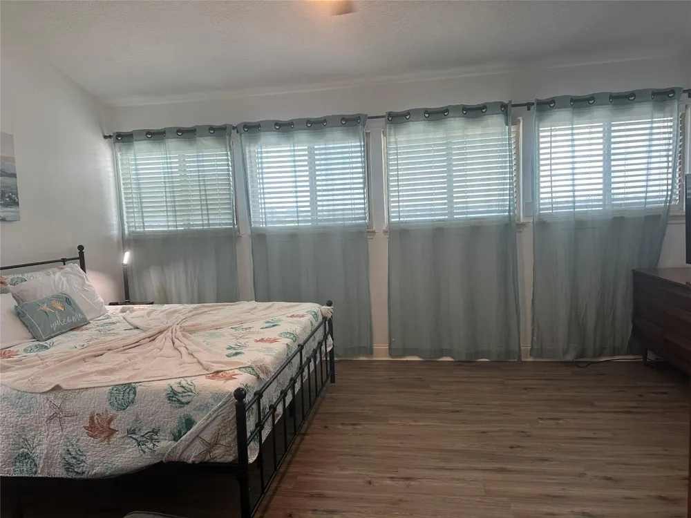7041 Kingston Cove Ln #255 Willis, TX 77318
