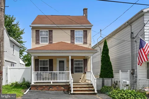 217 CENTER STREET