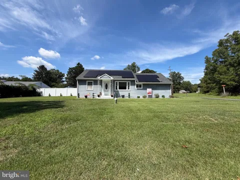 2733 MONMOUTH ROAD
