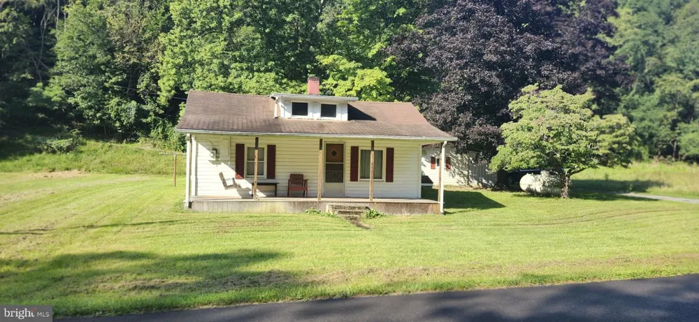 497 DRY RUN RD. Burlington, WV 26710