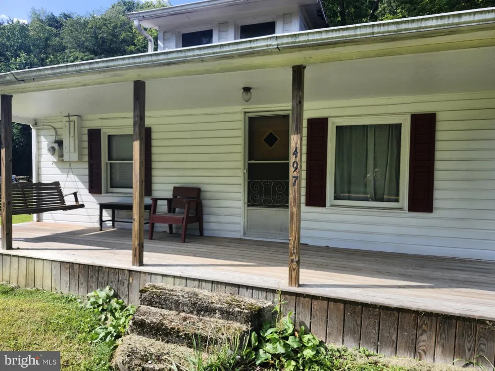 497 DRY RUN RD. Burlington, WV 26710