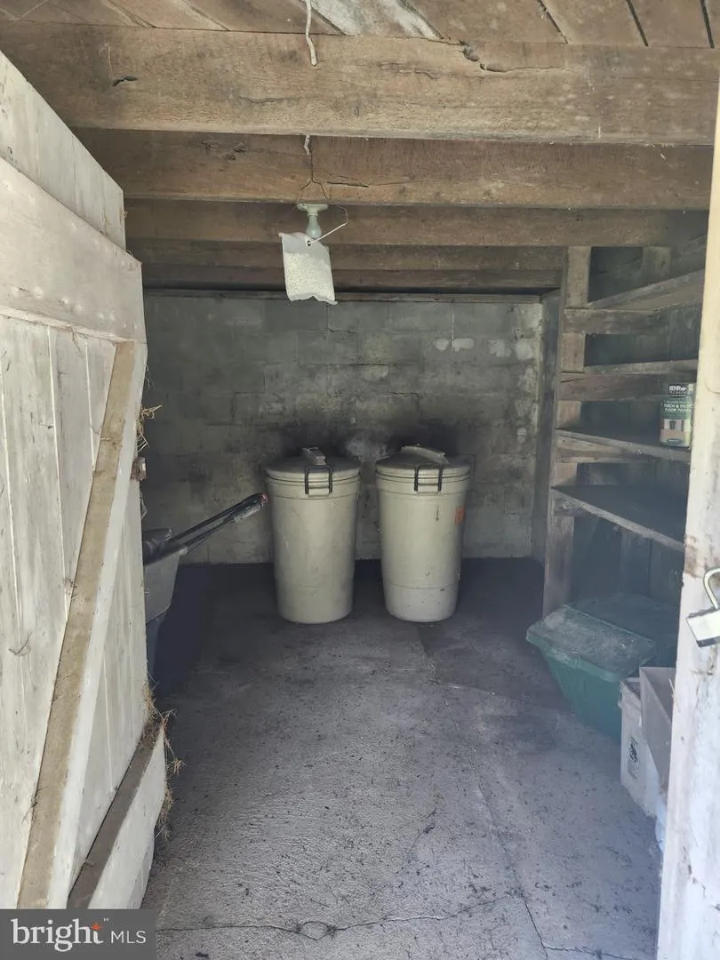 497 DRY RUN RD. Burlington, WV 26710