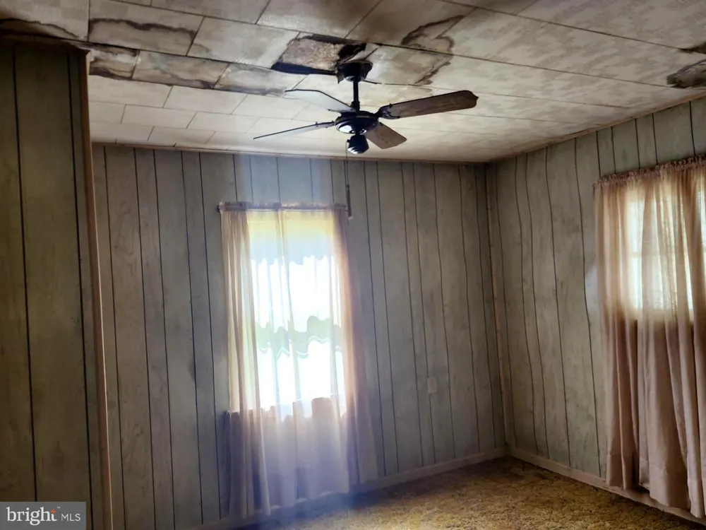 497 DRY RUN RD. Burlington, WV 26710
