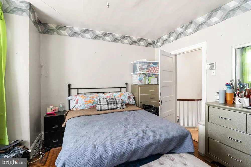 5219 11TH STREET Philadelphia, PA 19141