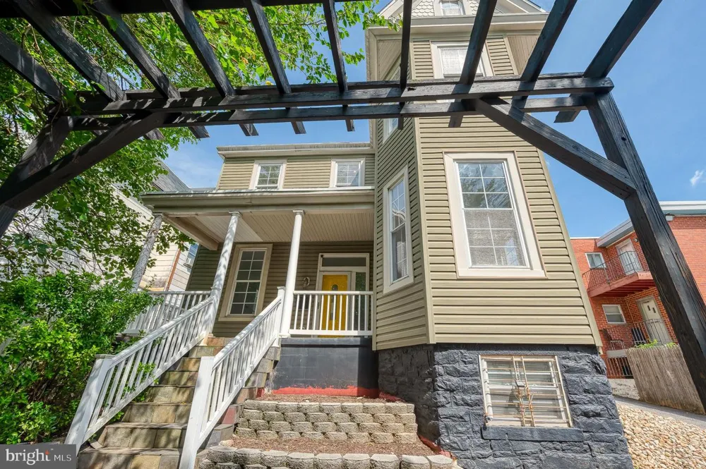 3635 GREENMOUNT AVENUE Baltimore, MD 21218