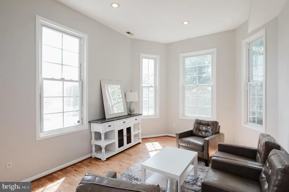 3635 GREENMOUNT AVENUE Baltimore, MD 21218