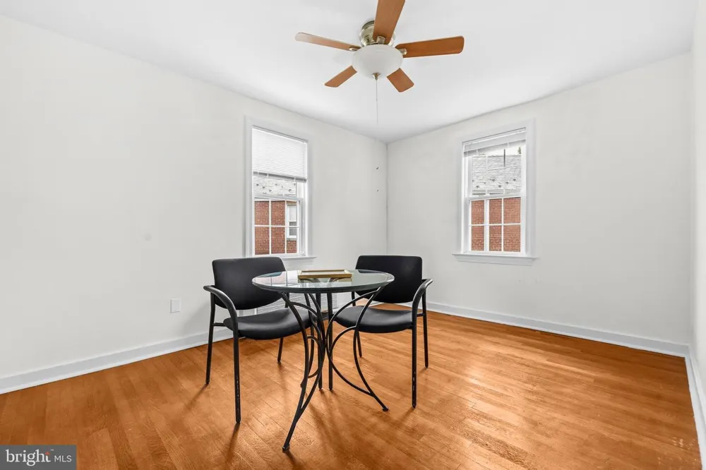 211 E GLEBE ROAD #B Alexandria, VA 22305