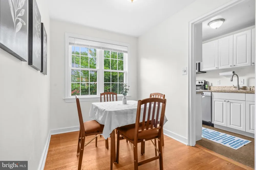 211 E GLEBE ROAD #B Alexandria, VA 22305