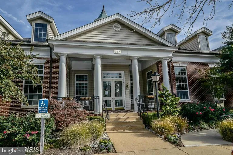 1580 SPRING GATE DRIVE #4102 Mclean, VA 22102