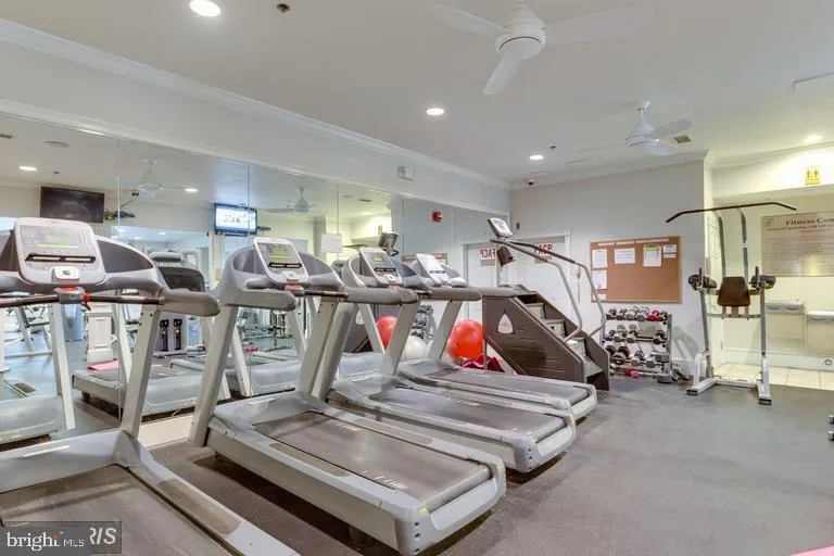 1580 SPRING GATE DRIVE #4102 Mclean, VA 22102