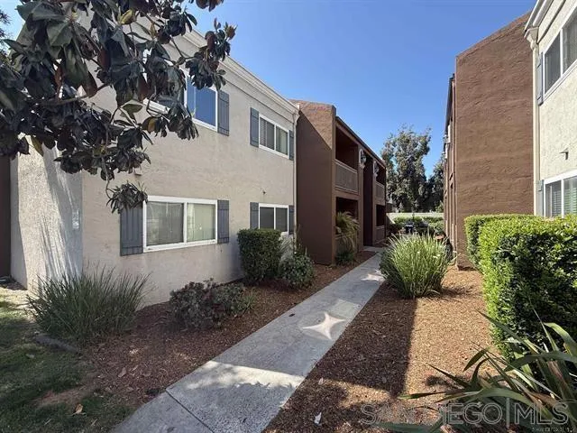 550 Graves Ave Unit 20 El Cajon, CA 92020