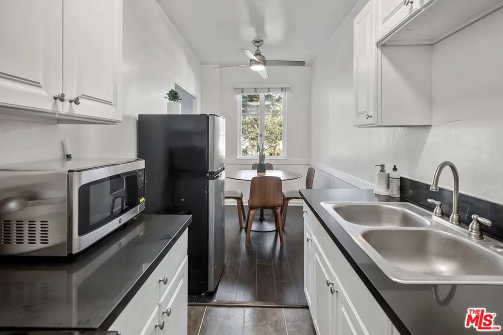 1201 Crescent Heights Boulevard #207 West Hollywood, CA 90046