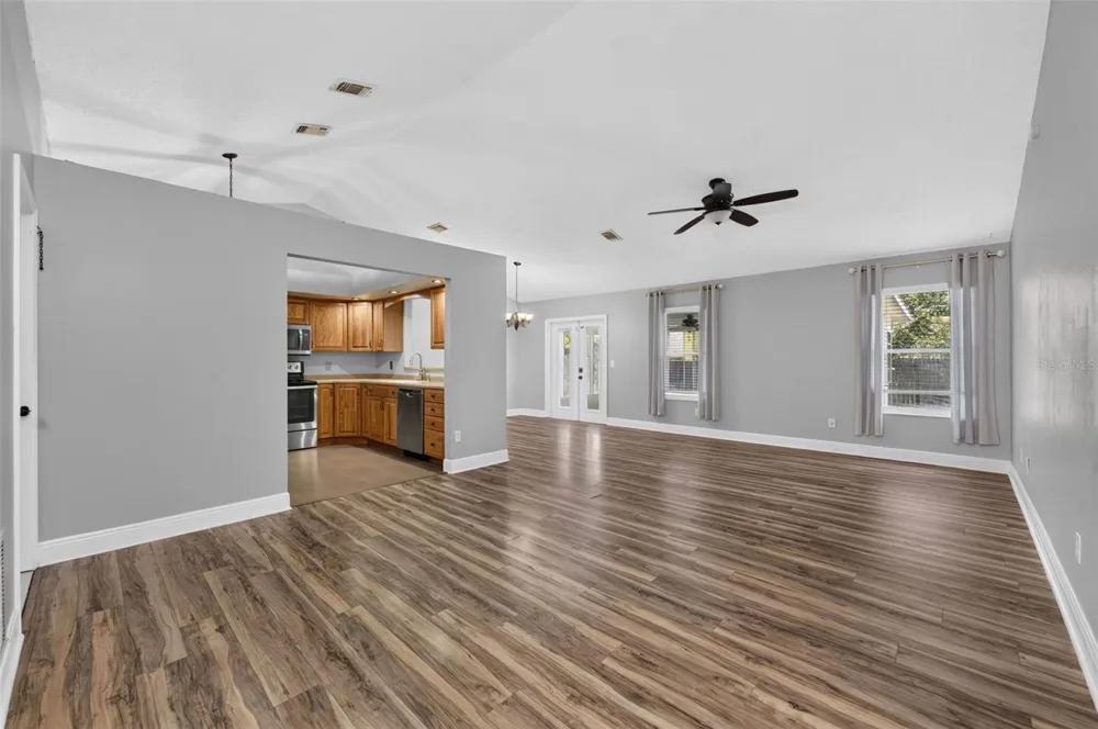 1022 WARD CIRCLE Oviedo, FL 32765