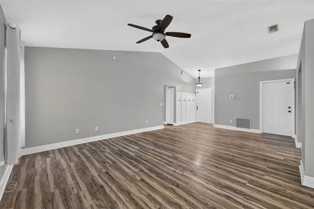 1022 WARD CIRCLE Oviedo, FL 32765