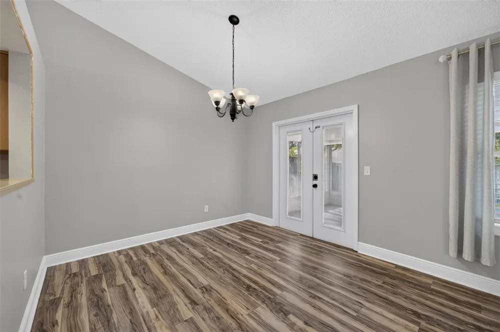 1022 WARD CIRCLE Oviedo, FL 32765
