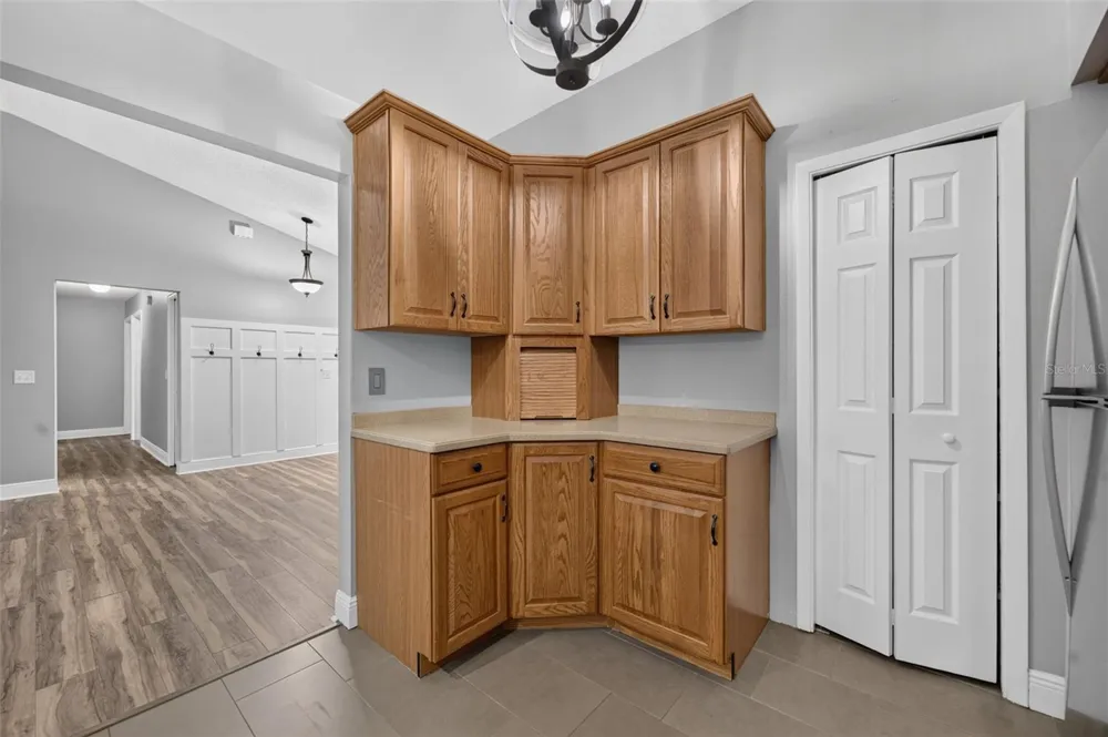 1022 WARD CIRCLE Oviedo, FL 32765