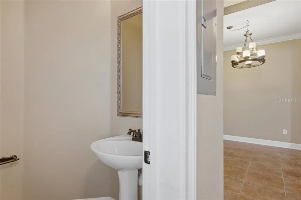 7430 BENTONSHIRE AVENUE Windermere, FL 34786