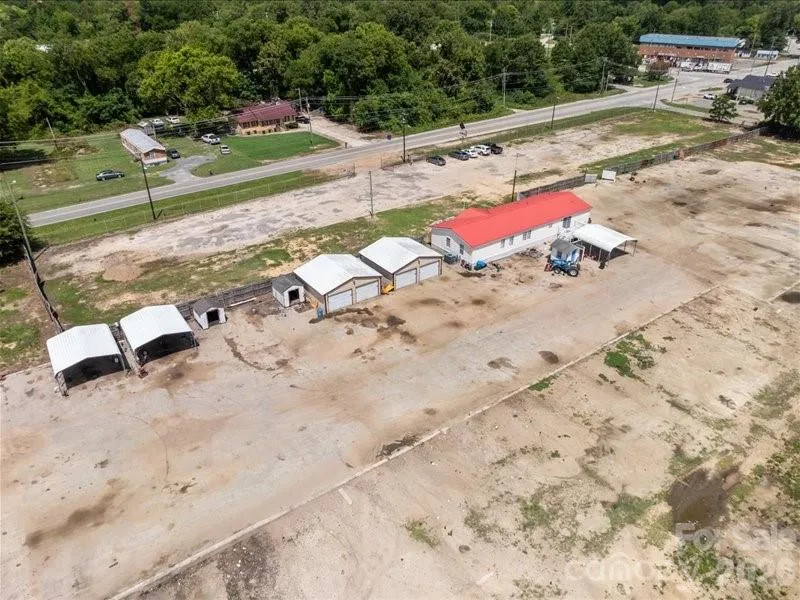 426 Salem Road Bennettsville, SC 29512