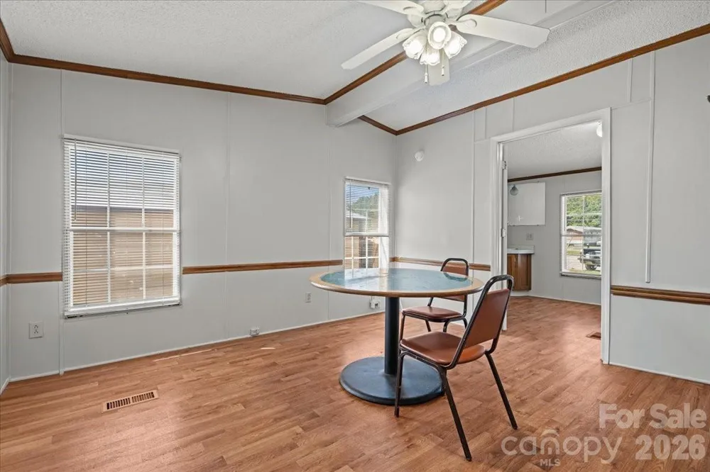 426 Salem Road Bennettsville, SC 29512