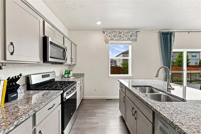 430 Thrush Place Johnstown, CO 80534