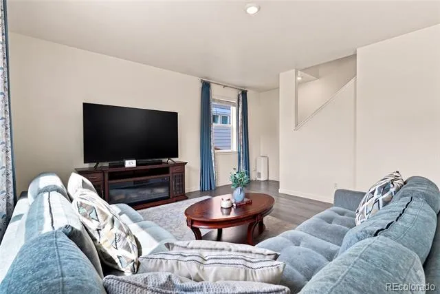 430 Thrush Place Johnstown, CO 80534