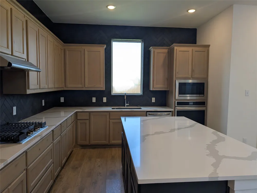 1158 Queensdown Way Forney, TX 75126
