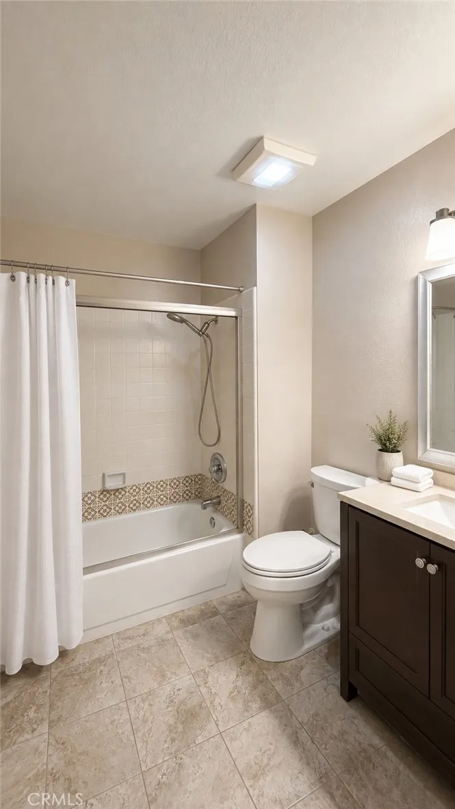 25717 Sycamore Pointe Lake Forest, CA 92630