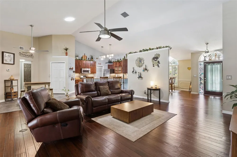 33440 LAKE BEND CIRCLE Leesburg, FL 34788