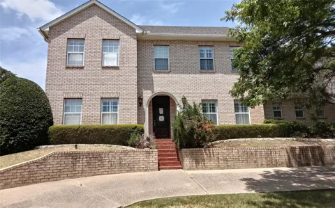 1116 Scotts Way