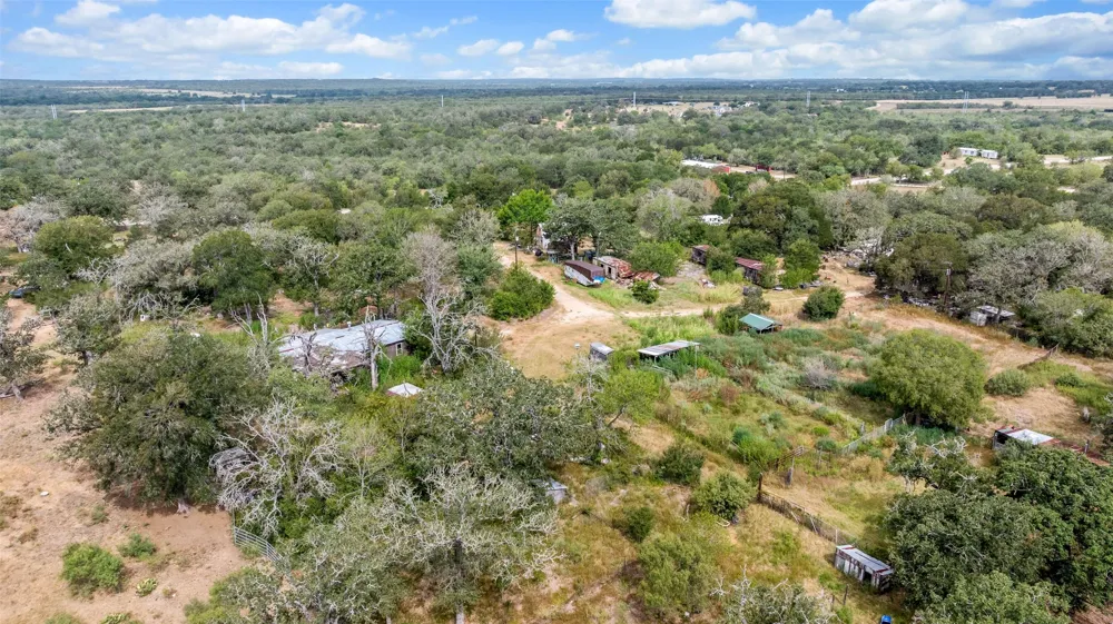 827 FM 671 Lockhart, TX 78644