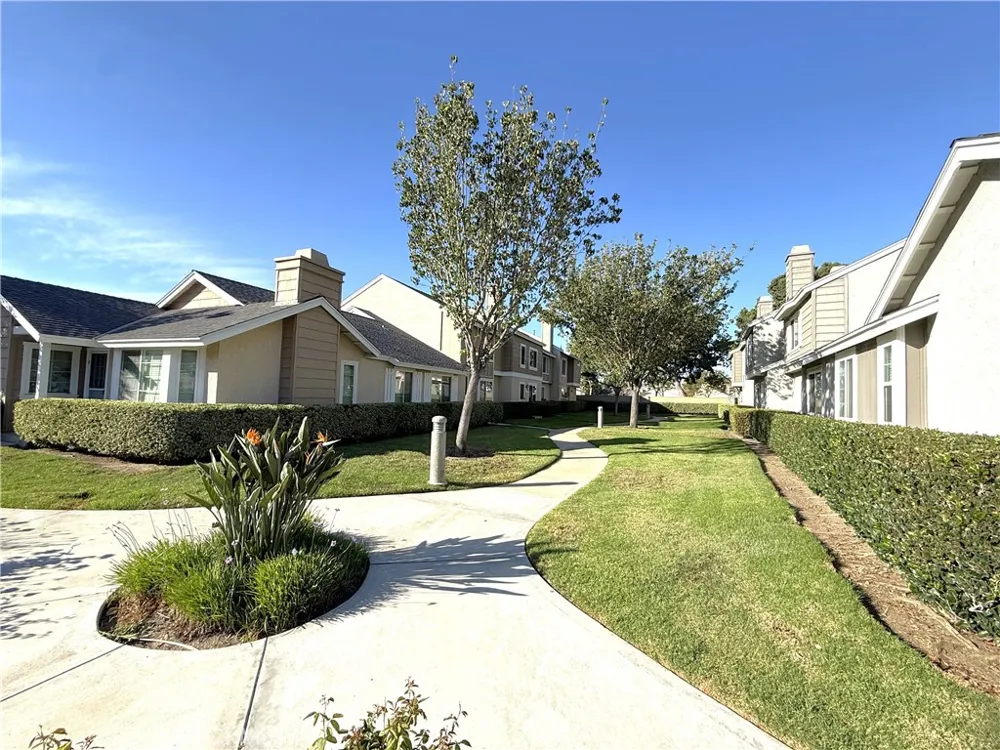 59 Fox Hollow Irvine, CA 92614