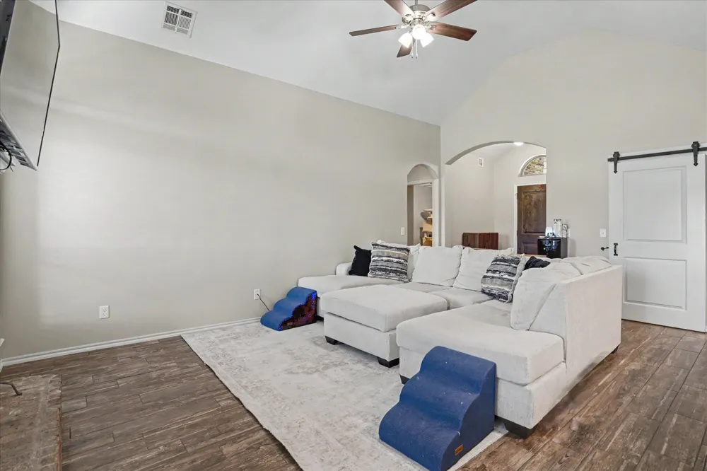 26833 E 142nd Street S Coweta, OK 74429