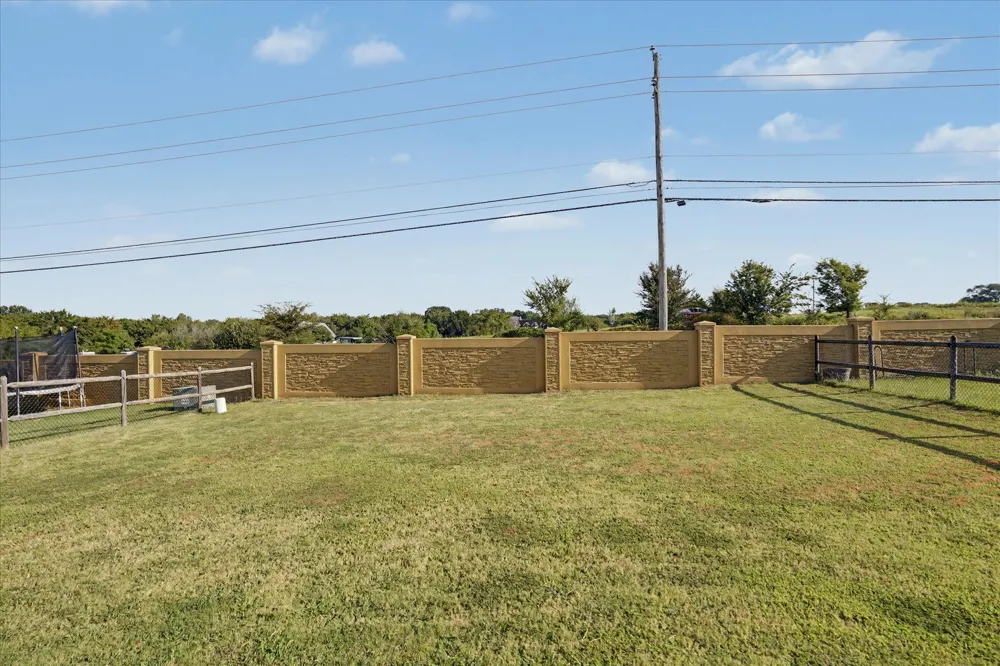26833 E 142nd Street S Coweta, OK 74429