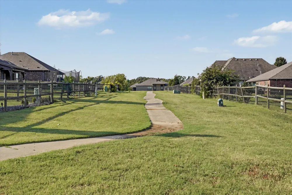 26833 E 142nd Street S Coweta, OK 74429