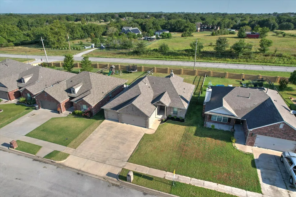 26833 E 142nd Street S Coweta, OK 74429