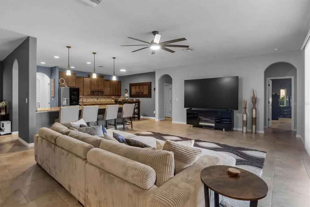 230 BROAD STREET Winter Haven, FL 33881