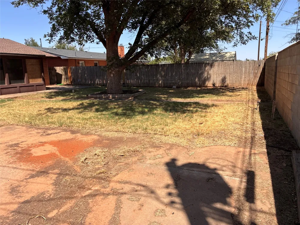 2223 S 6th Street Lamesa, TX 79331