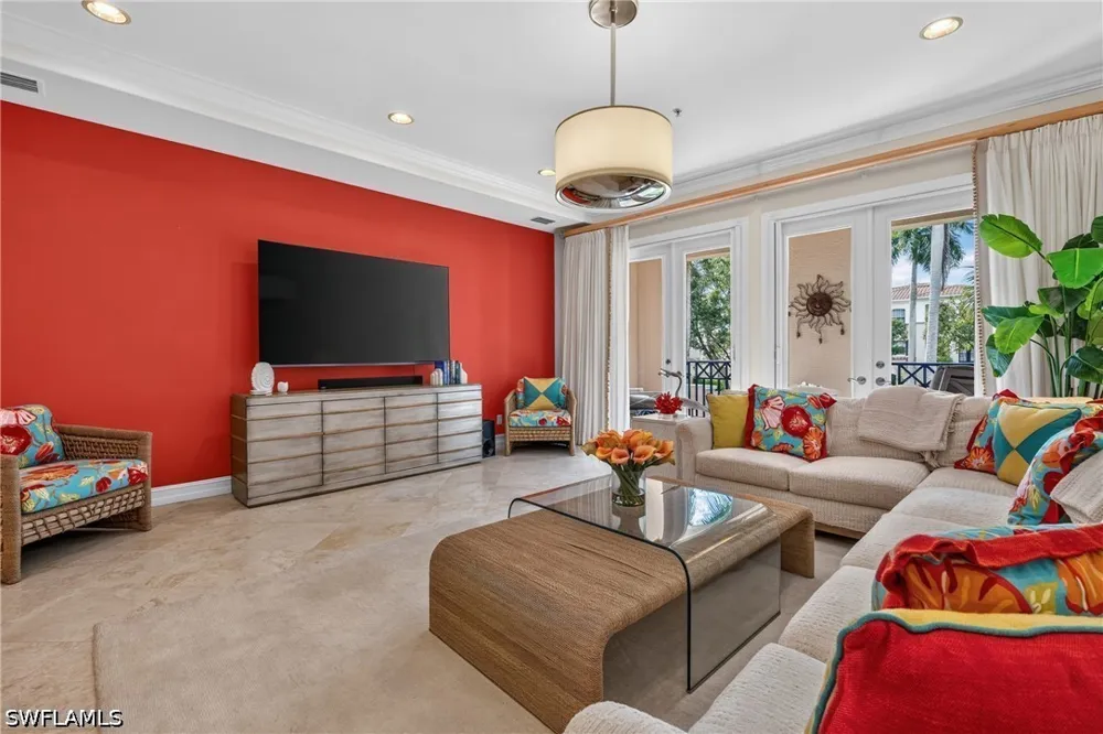 Tiburon Boulevard E #102 Naples, FL 34109