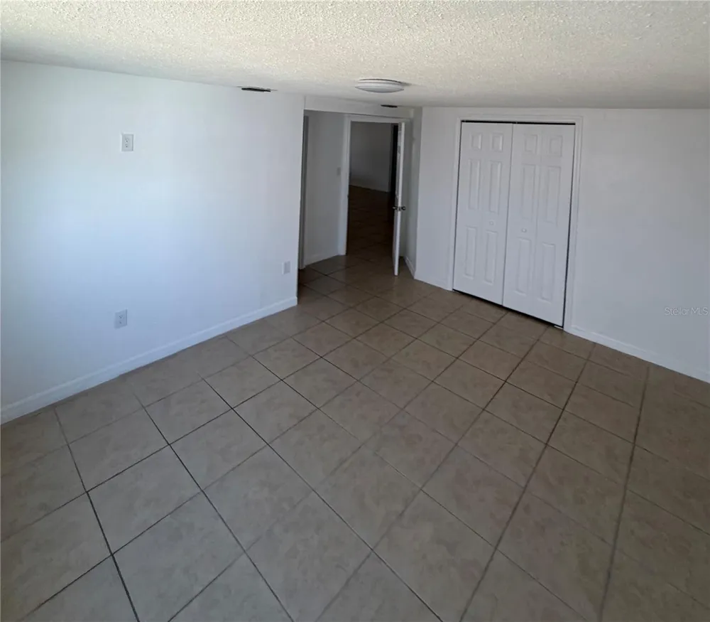 7619 SUMMERTREE LANE New Port Richey, FL 34653