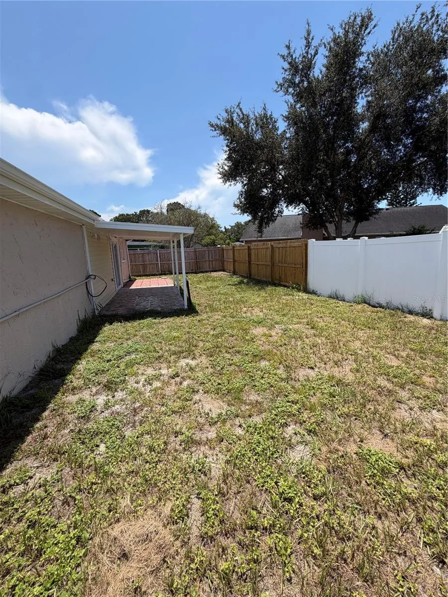 7619 SUMMERTREE LANE New Port Richey, FL 34653