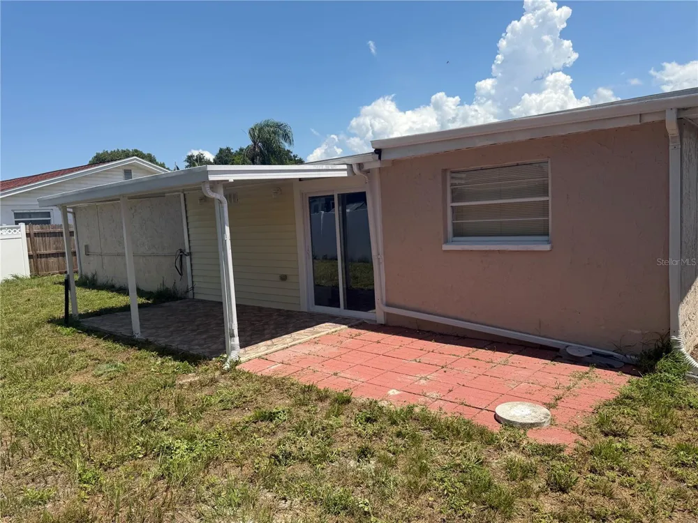 7619 SUMMERTREE LANE New Port Richey, FL 34653