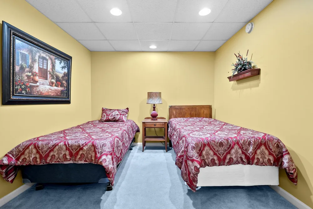22864 Blackbird Avenue Mattawan, MI 49071