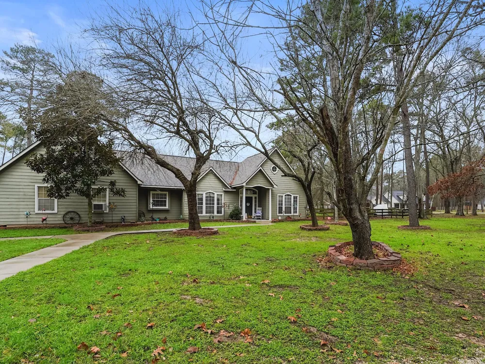 28710 Misty Oaks Drive Huffman, TX 77336