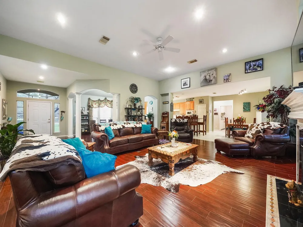 28710 Misty Oaks Drive Huffman, TX 77336