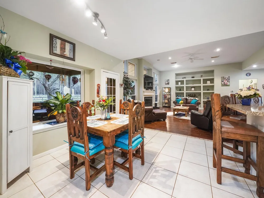 28710 Misty Oaks Drive Huffman, TX 77336