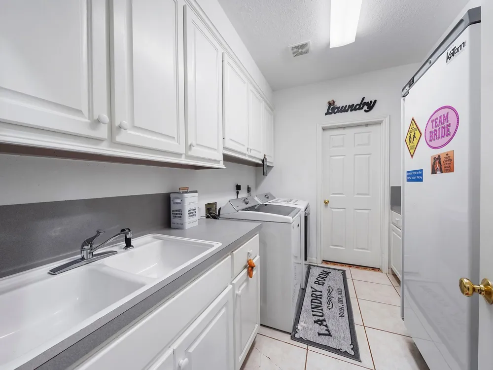 28710 Misty Oaks Drive Huffman, TX 77336